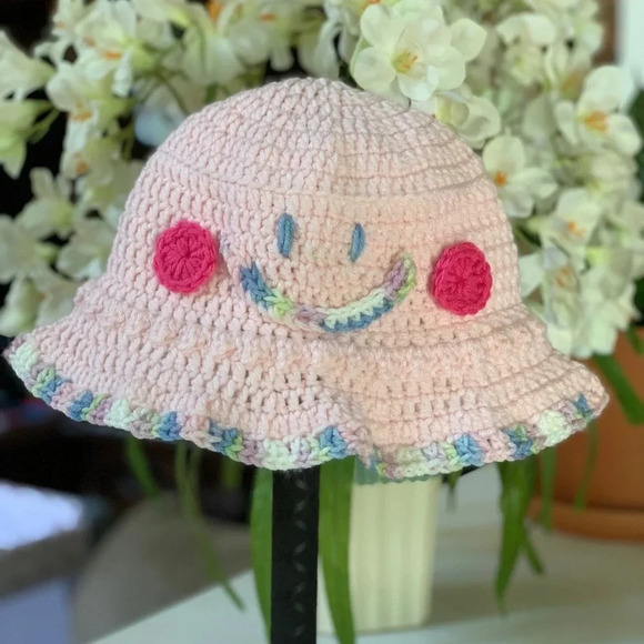NEW Handmade Ombre Pink Crochet Tote Bag & Smiley Pink Bucket Hat - Adult Size - Picture 6 of 9